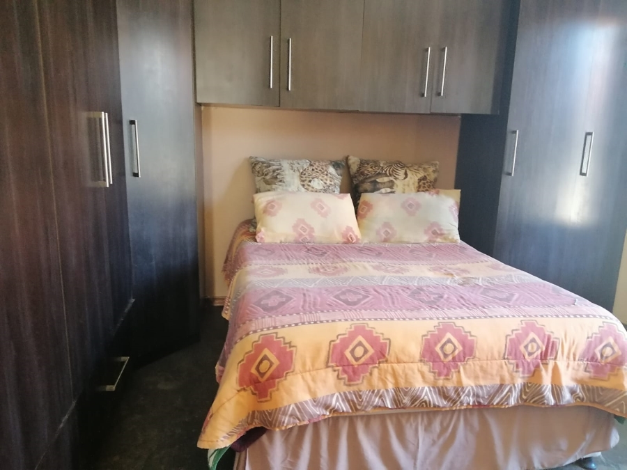 3 Bedroom Property for Sale in Geelhoutpark North West